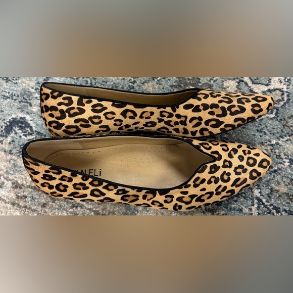 NEW! Animal Printed Van Eli Flats, size 10 - Picture 2 of 6